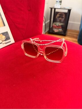 Clear Frame Brown Gradient Lens Sunglasses with Beaded Chain